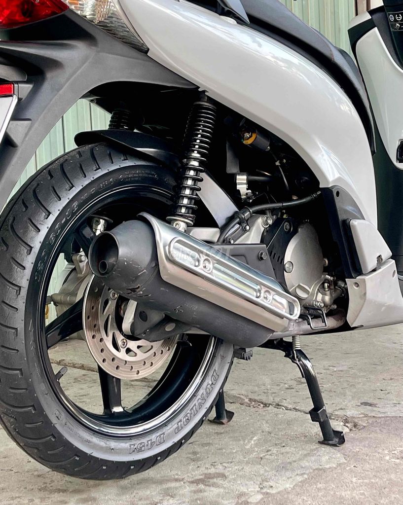 SH 150/2011 nhập Ý, số máy 108. Mua bán Xe máy tại Thành phố Vũng Tàu Bà Rịa - Vũng Tàu được đăng bởi Cao Trí hình 6