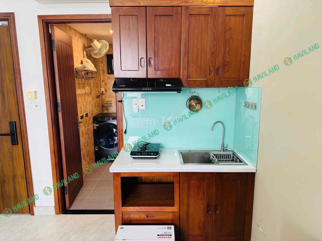 Студия с балконом у пляжа Микхе на Phó Đức Chính — фото 8