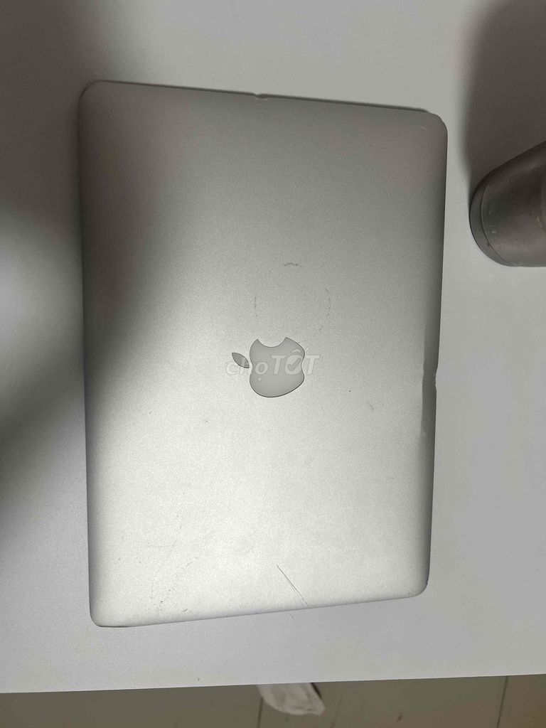 Apple MacBook Air 2013 Bạc. Mua bán Laptop tại Quận Bình Tân Tp Hồ Chí Minh được đăng bởi Le Thu hình 1