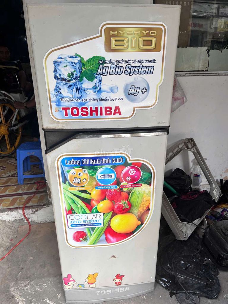 Tủ lạnh Toshiba 140 lít nguyên zin đẹp . Mua bán Tủ lạnh tại Quận Hà Đông Hà Nội được đăng bởi Thuan le hình 1