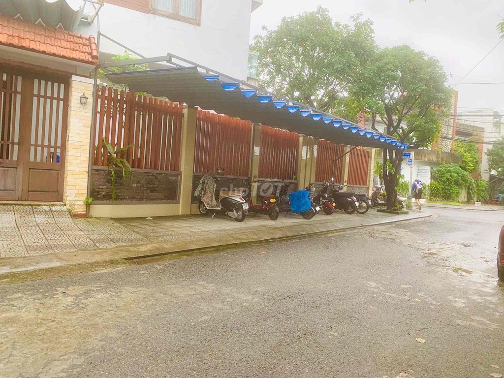 Bán nhà 2 tầng Mt Nguyễn Trung Ngạn - Khuê Trung, có dãy trọ DT 20tr