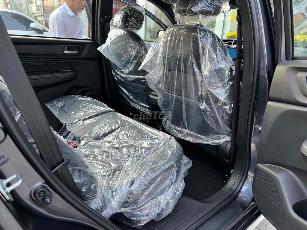 Honda BRV L Xám, 1 xe giao ngay, cho vay 85% giá. Mua bán Ô tô tại Quận 7 Tp Hồ Chí Minh được đăng bởi Honda Ôtô Quận 7 hình 11