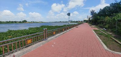 Đất 500m2 góc 3 mặt, hai MT nở hậu 2 mặt đường 16m dự phóng, gần sông