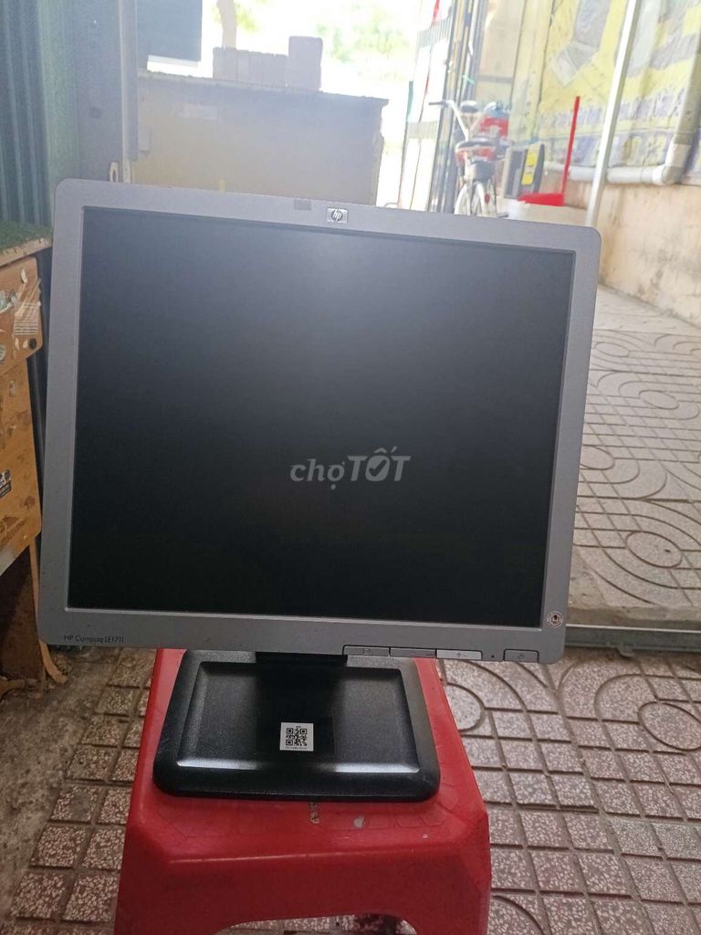 Màn hình HP Compaq LE1711 17 inch. Mua bán Phụ kiện (Màn hình, Chuột...) tại Thành phố Thủ Đức Tp Hồ Chí Minh được đăng bởi Cũ Giá Rẻ hình 1