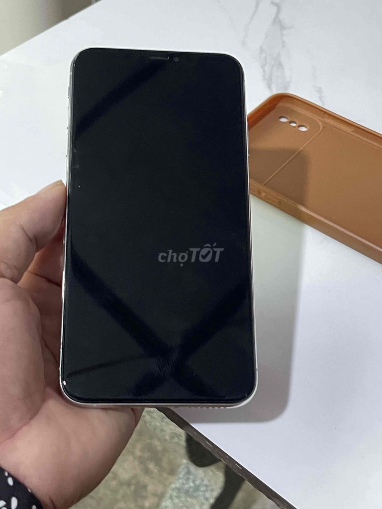 iPhone XS Trắng. Mua bán Điện thoại tại Huyện Bình Chánh Tp Hồ Chí Minh được đăng bởi Quá Là Đẳng Cấp hình 1