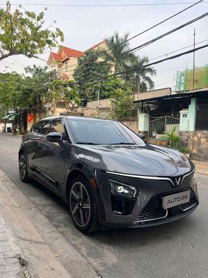 Vinfast VF7 Plus 2 cầu - Sơn sin 98%