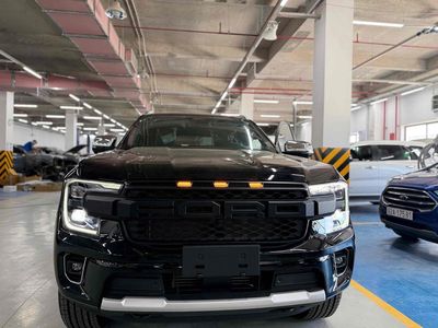 Ford Everest 2025 Titanium 2.0L 4x4 AT - 1500km. Mua bán Ô tô tại Quận Hải Châu Đà Nẵng được đăng bởi ROSE