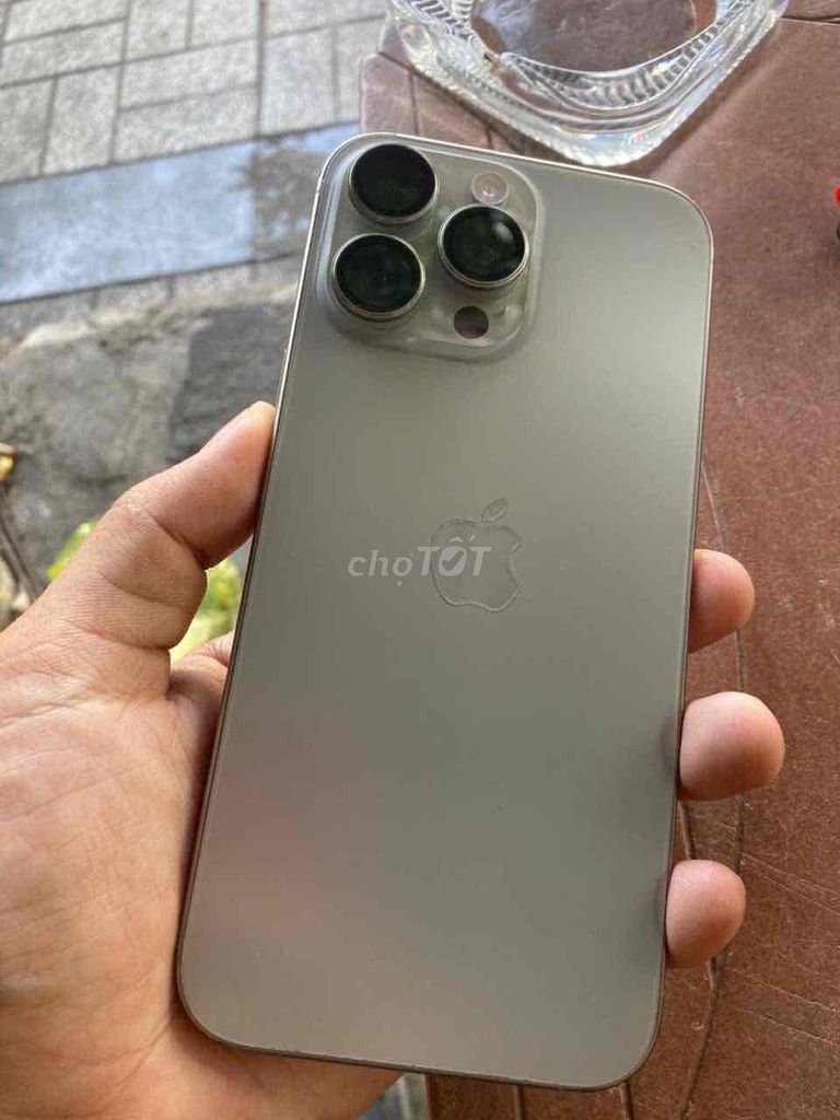 Apple iPhone 16 Pro Max 256GB Xám. Mua bán Điện thoại tại Thành phố Châu Đốc An Giang được đăng bởi huệ lâm hình 1