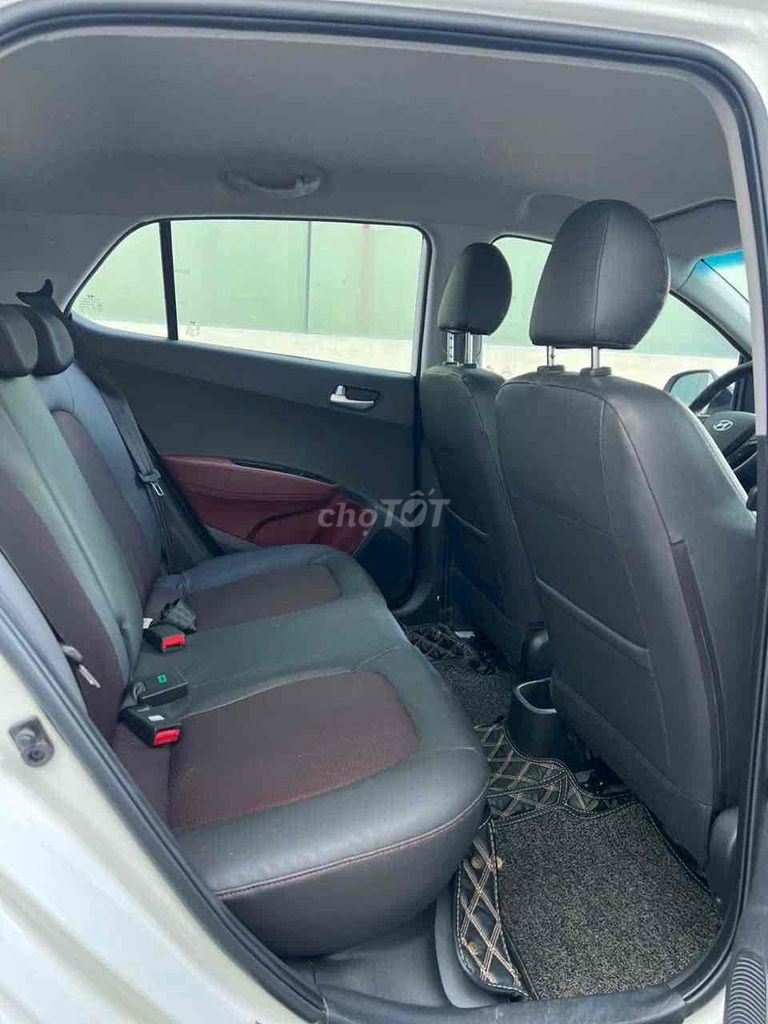 Hyundai Grand i10 2018 1.2 AT - 46000 km. Mua bán Ô tô tại Quận Ninh Kiều Cần Thơ được đăng bởi Thái Thanh hình 5