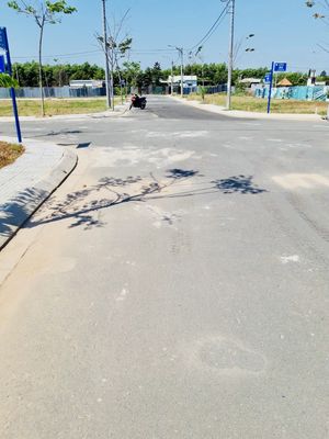 Đất Long Phước ngay cổng SB Long Thành DT 107,4m2 giá 1,35 tỷ sổ riêng