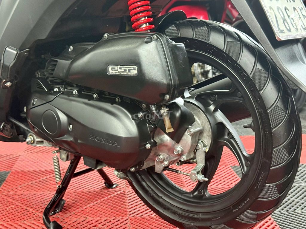 💥Honda Vision 2018 bản Đen nhám- Đỏ BSTP 9 chủ ký. Mua bán Xe máy tại Thành phố Thủ Đức Tp Hồ Chí Minh được đăng bởi XE MÁY THỦ ĐỨC hình 12