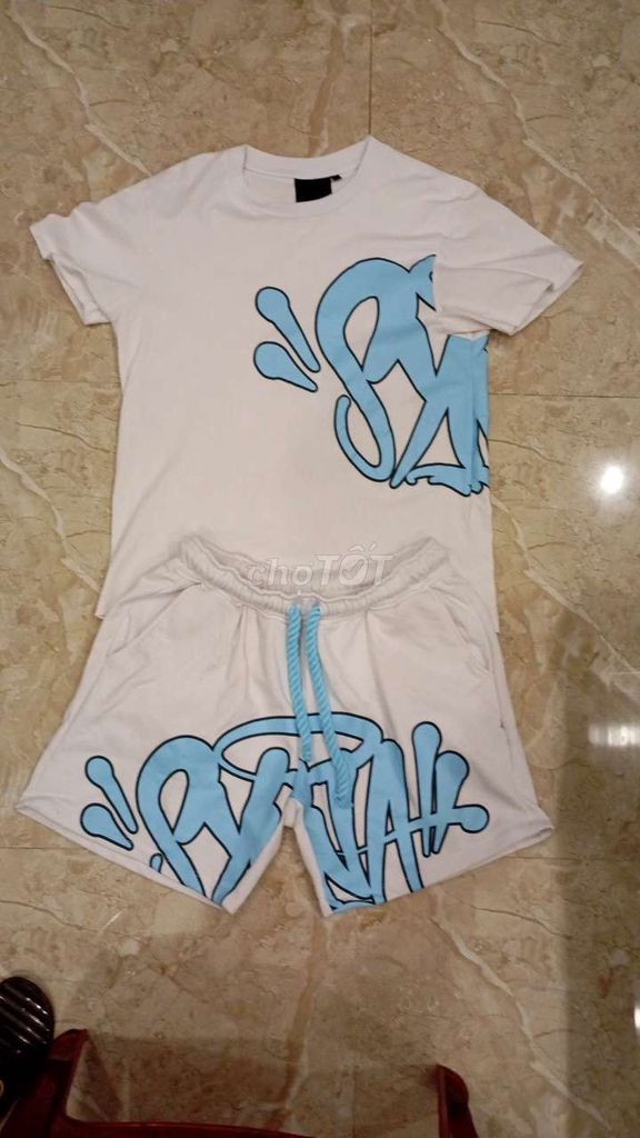 Bộ quần áo Syna World Trắng Xanh đã qua sử dụng. Mua bán Quần áo tại Quận Dương Kinh Hải Phòng được đăng bởi Sinh Thành hình 1