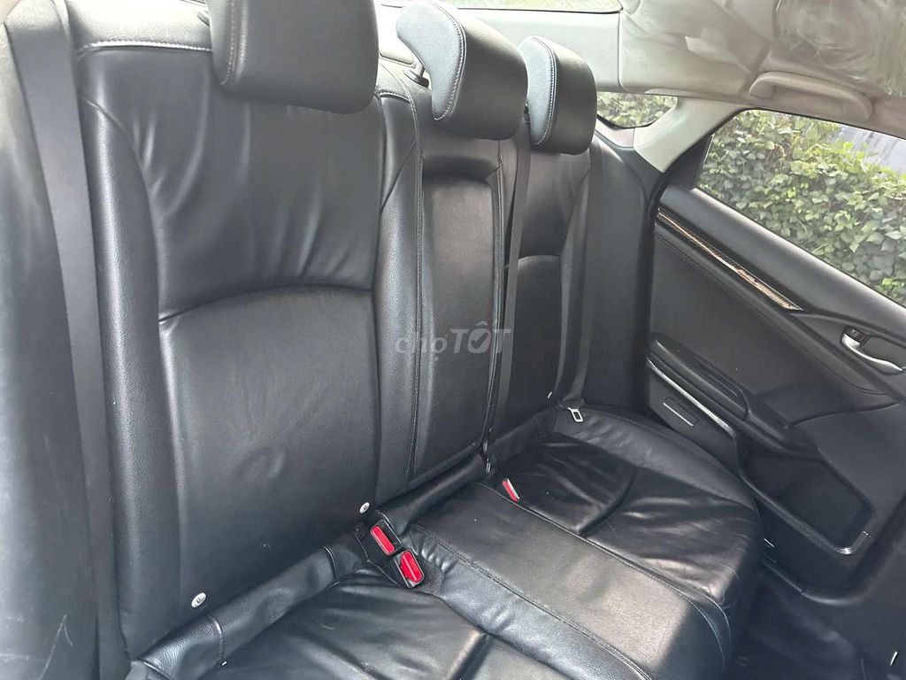 Honda Civic 1.5 Turbo Trắng 2018. Mua bán Ô tô tại Thành phố Buôn Ma Thuột Đắk Lắk được đăng bởi Nguyen Linh hình 10