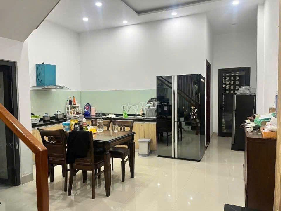 Меблированный дом с 3 спальнями у пляжа Sơn Thủy — фото 6