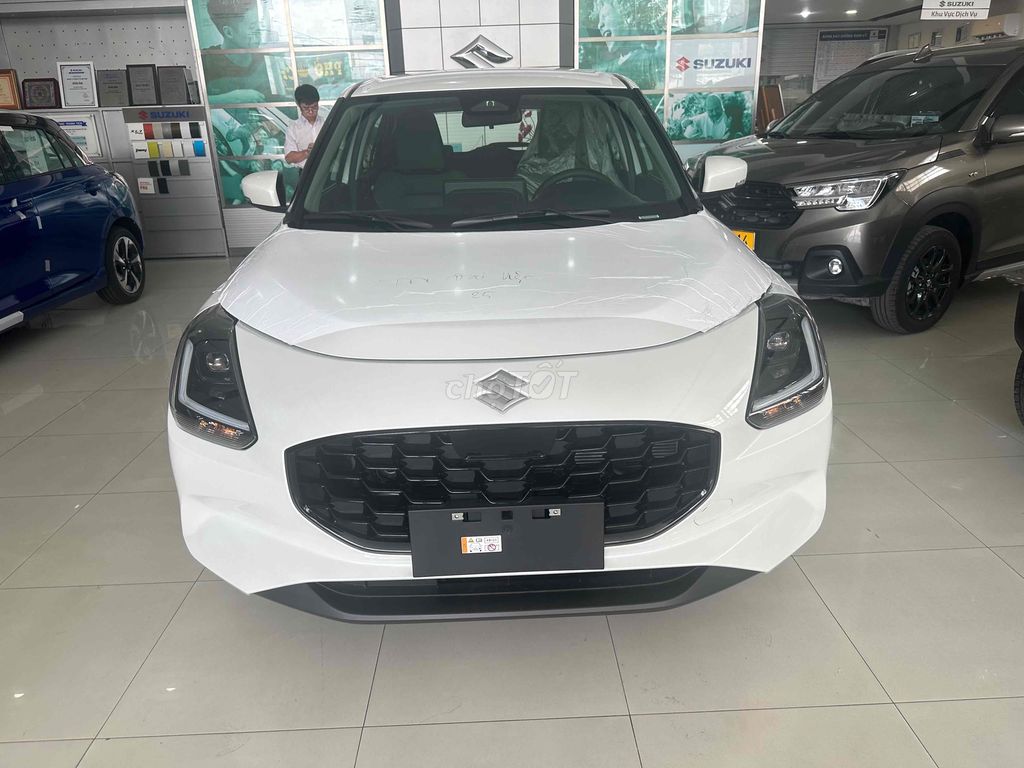 Suzuki Swift 2025 nhập Nhật đủ màu giao ngay. Mua bán Ô tô tại Quận Phú Nhuận Tp Hồ Chí Minh được đăng bởi Sơn 2 hình 2