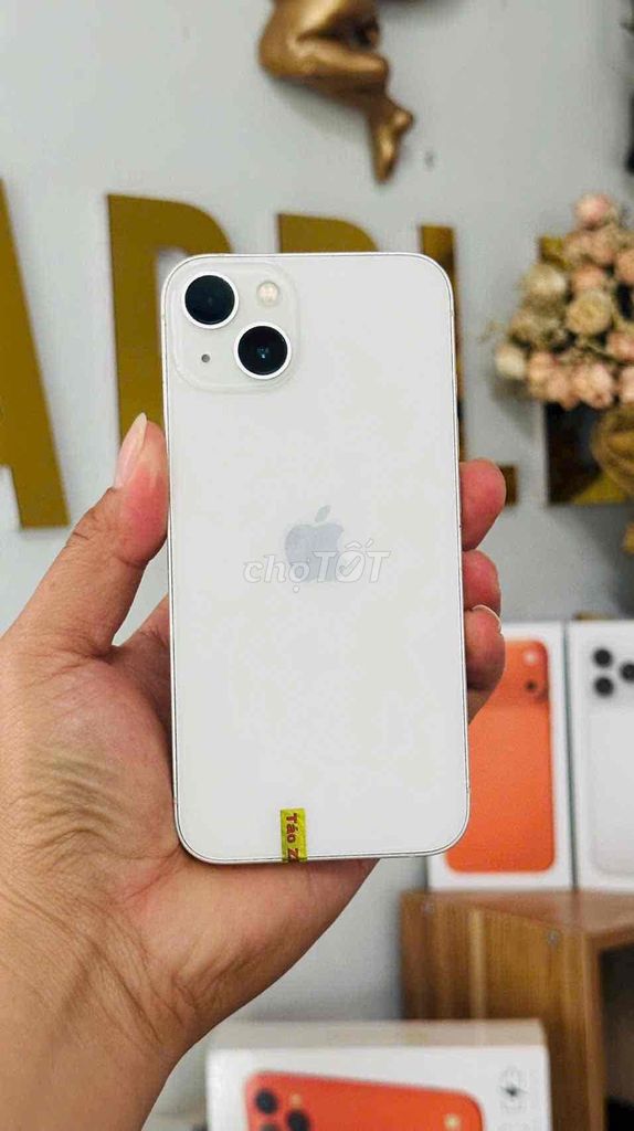 Apple iPhone 13 128GB Trắng. Mua bán Điện thoại tại Quận Ninh Kiều Cần Thơ được đăng bởi Minh  hình 1