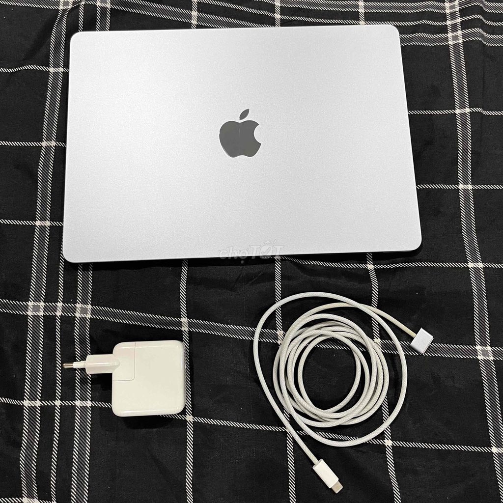 MacBook Air 13 M4 16GB/256GB. Mua bán Laptop tại Quận Ngũ Hành Sơn Đà Nẵng được đăng bởi Dio hình 1