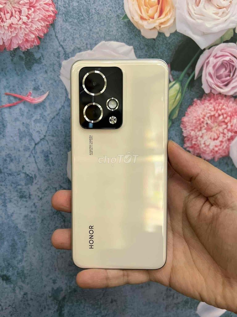 Honor 90 GT Gold 12/256Gb BH 6th có trả góp