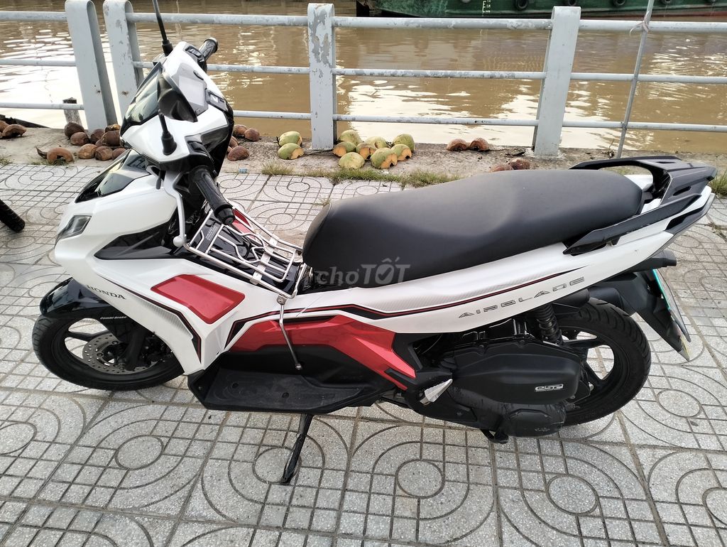 Xe Air Blade 2020 125cc An Châu, Châu Thành, AG. Mua bán Xe máy tại Huyện Châu Thành An Giang được đăng bởi Nguyễn Thành Long  hình 3