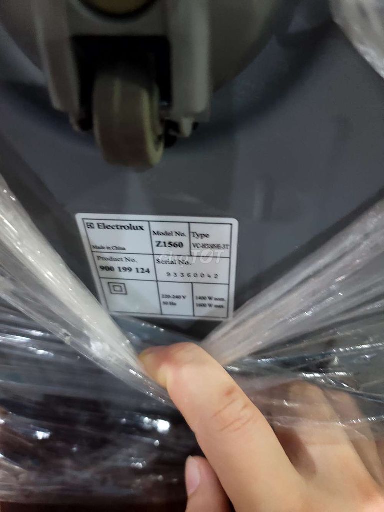 Máy hút bụi Electrolux Z1560 Đỏ còn khá mới. Mua bán Thiết bị vệ sinh, nhà tắm tại Quận Đống Đa Hà Nội được đăng bởi New Sweet Day hình 1