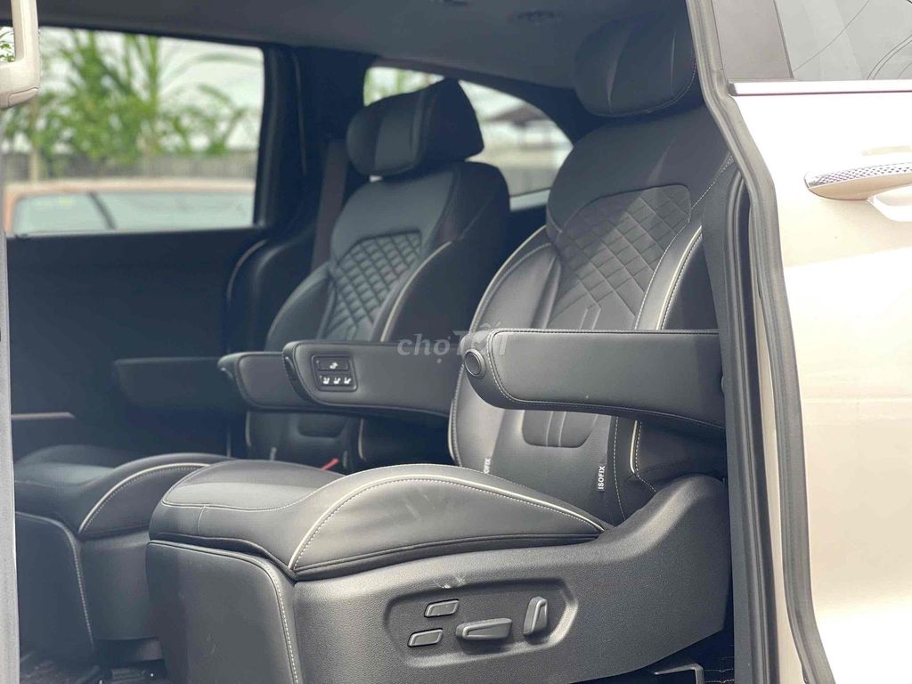 Hyundai Custin 2025 Đặc Biệt 1.5T - 8.000km chuẩn. Mua bán Ô tô tại Thành phố Thủ Đức Tp Hồ Chí Minh được đăng bởi Ô TÔ SÀI GÒN hình 13