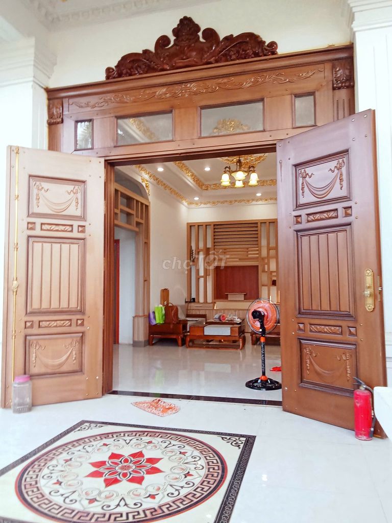 Biệt thự 250m2 cần bán gấp