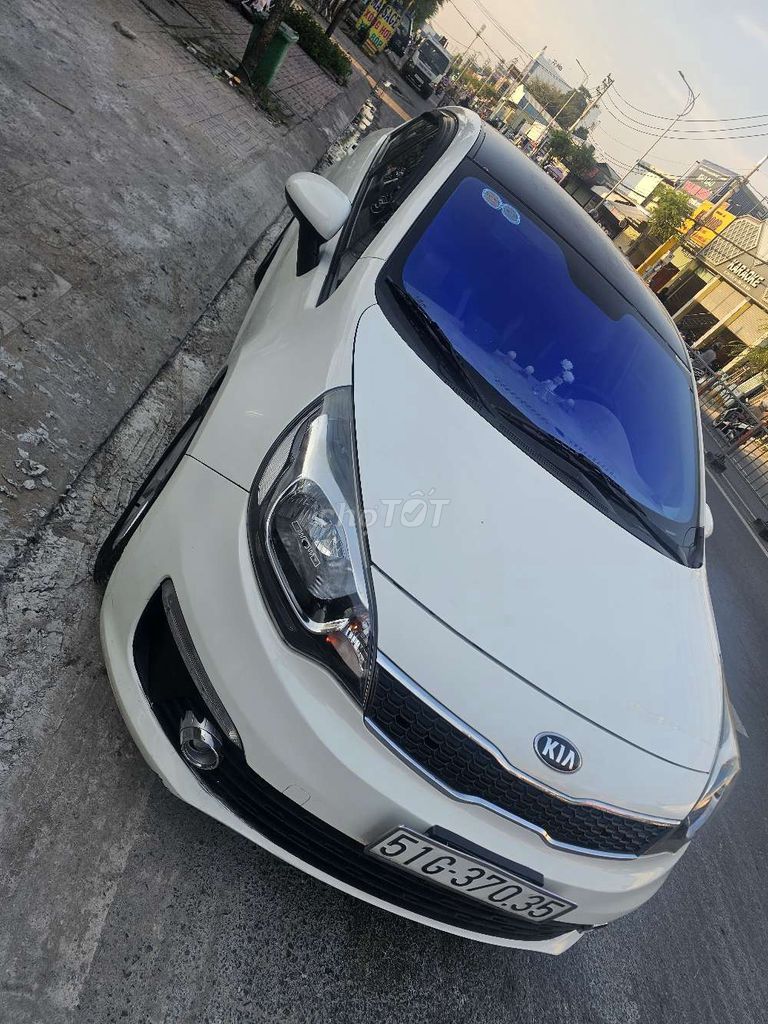 Kia Rio 2017 Số sàn màu Trắng. Mua bán Ô tô tại Huyện Hóc Môn Tp Hồ Chí Minh được đăng bởi Văn sang hình 4