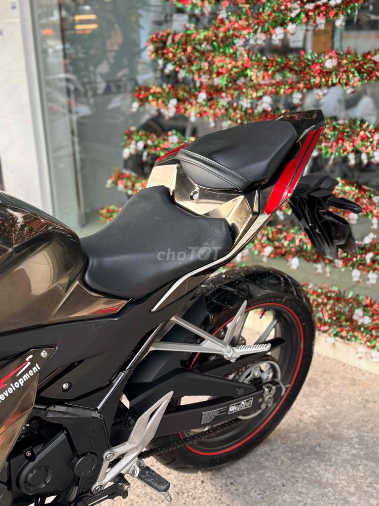 Honda CBR150R 2024 ABS Đen đỏ. Mua bán Xe máy tại Quận Bình Tân Tp Hồ Chí Minh được đăng bởi Việt Motor Bình Tân hình 6