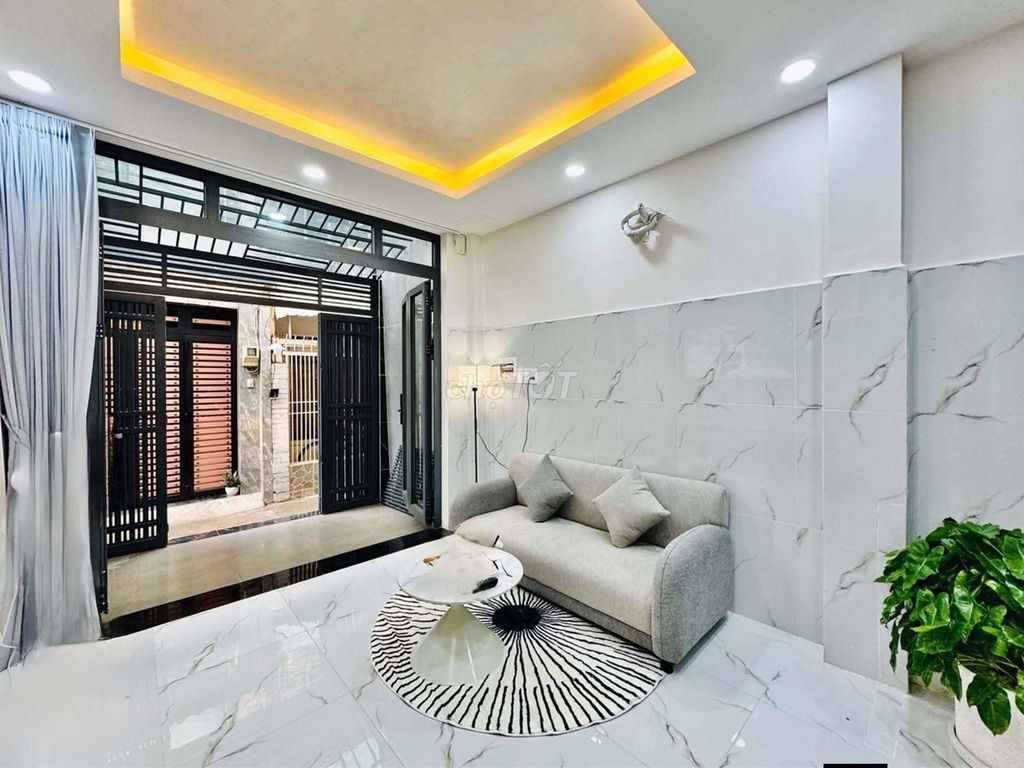 Nhà Bình Thạnh 4 tầng diện tích (3.5x8) ngay Công Viên Tầm Vu