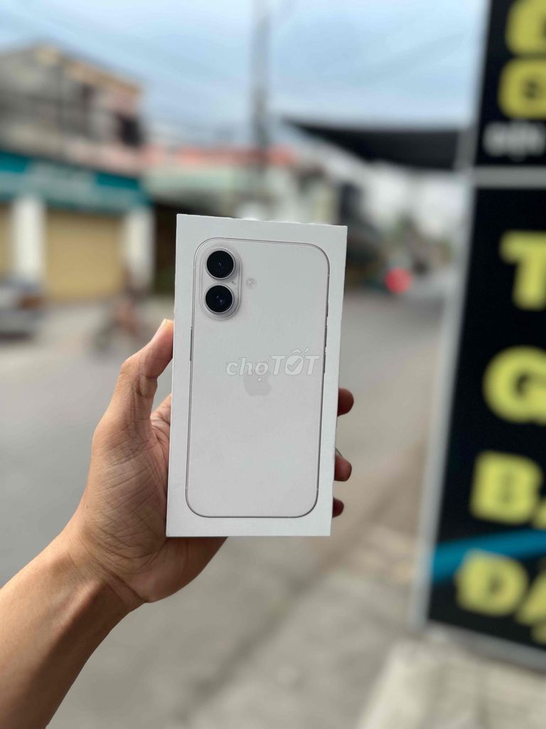 Apple iPhone 16 128GB Trắng Mới. Mua bán Điện thoại tại Thành phố Biên Hòa Đồng Nai được đăng bởi Tuấn Danh hình 1