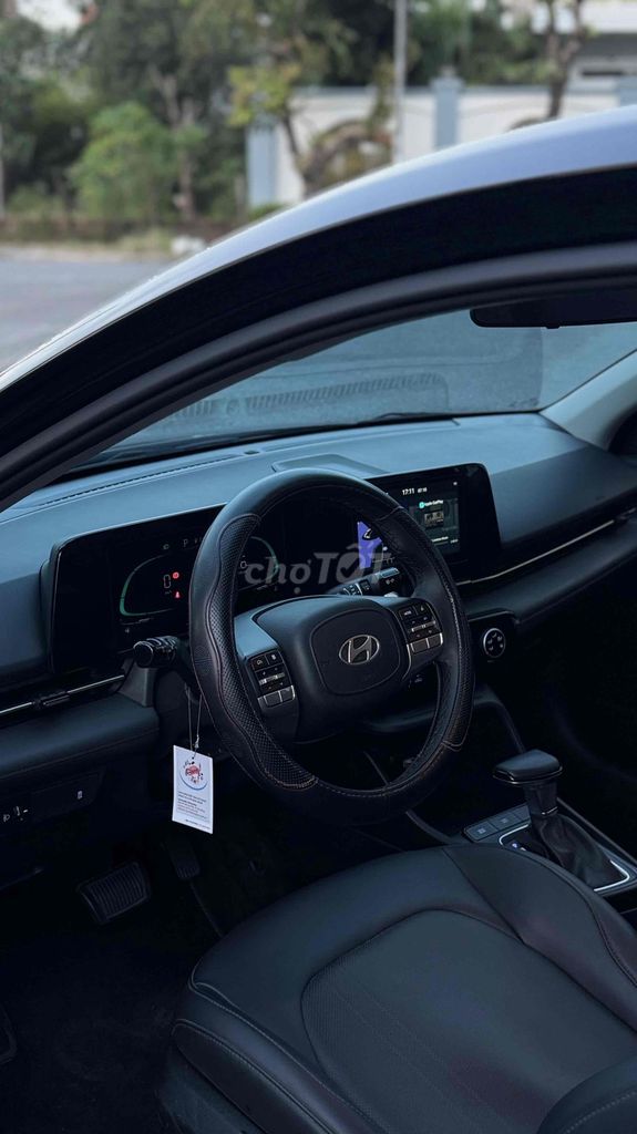 Hyundai Accent 2024 Đặc biệt 1.5 AT - 35000 km. Mua bán Ô tô tại Quận Thanh Khê Đà Nẵng được đăng bởi LeVy hình 8