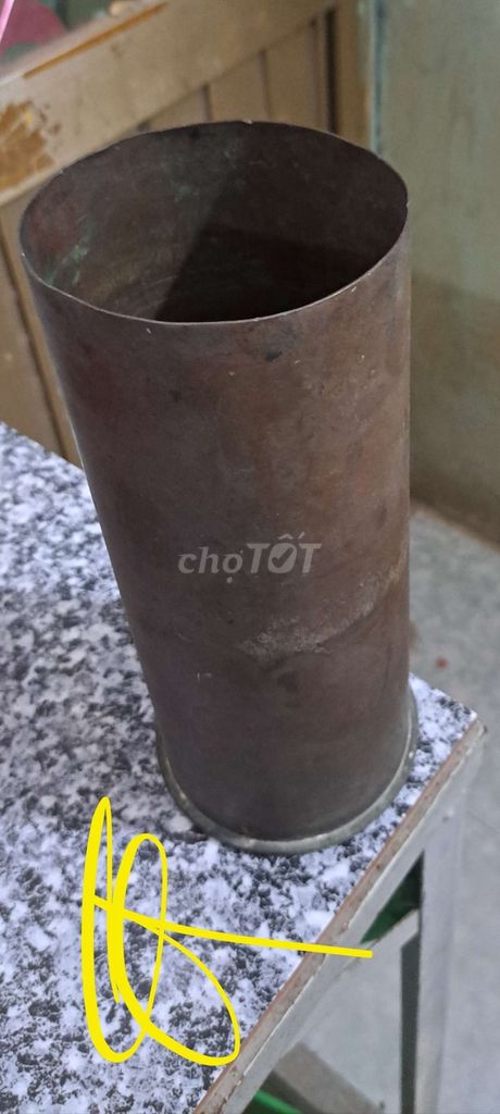 Thanh lý 1 cái vỏ 105mm cao 28cm năm 1945