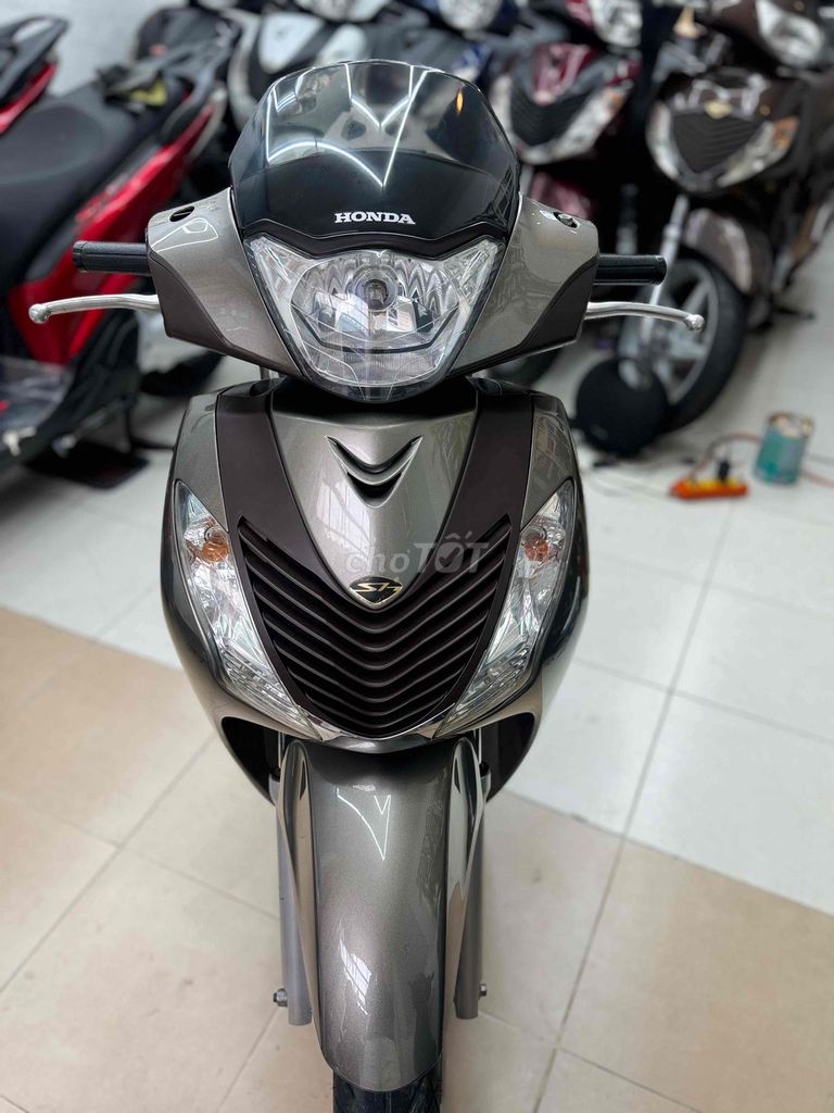 Хонда SH150i 2024 Коричневая Вьетнам