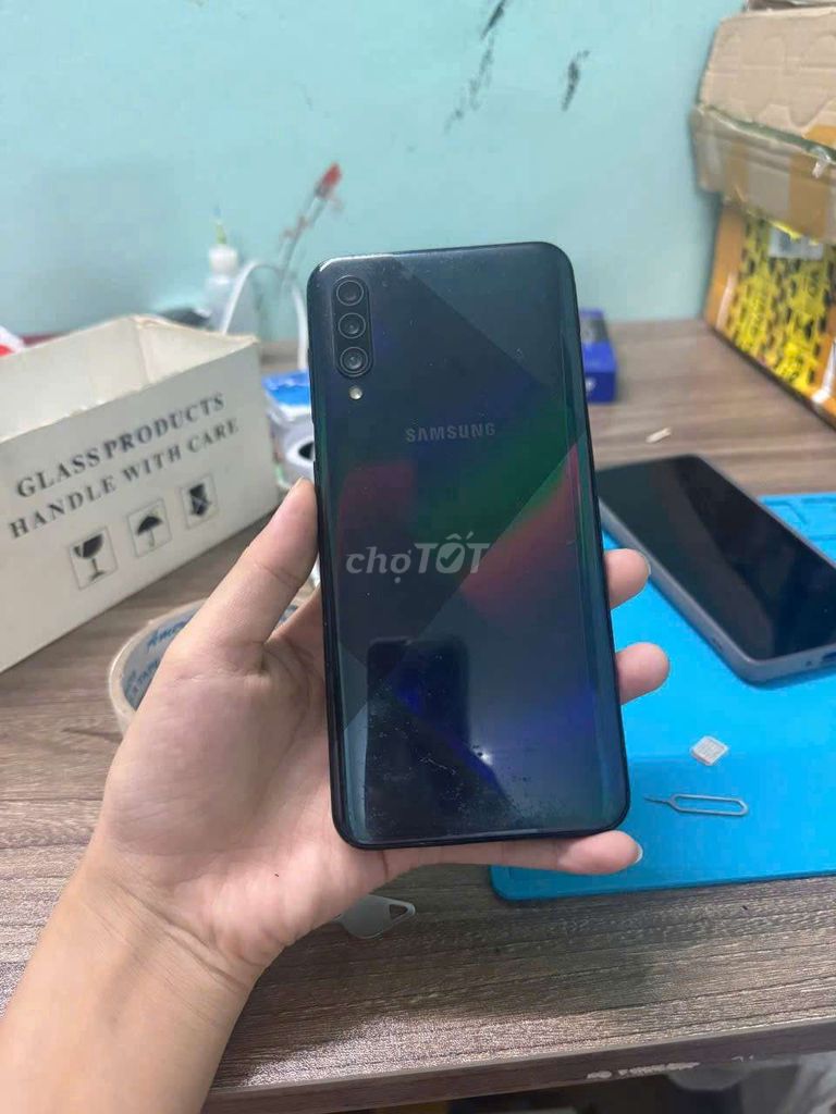 SS a50s, 64g, full vân, có NFC, nứt tí kính. Mua bán Điện thoại tại Thành phố Thủ Dầu Một Bình Dương được đăng bởi Phước Mobile hình 1