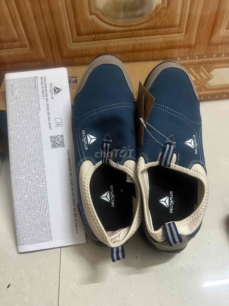 Giày bảo hộ Hans size 42 trắng. Mua bán Giày dép tại Huyện Gia Lâm Hà Nội được đăng bởi Khanh hình 1