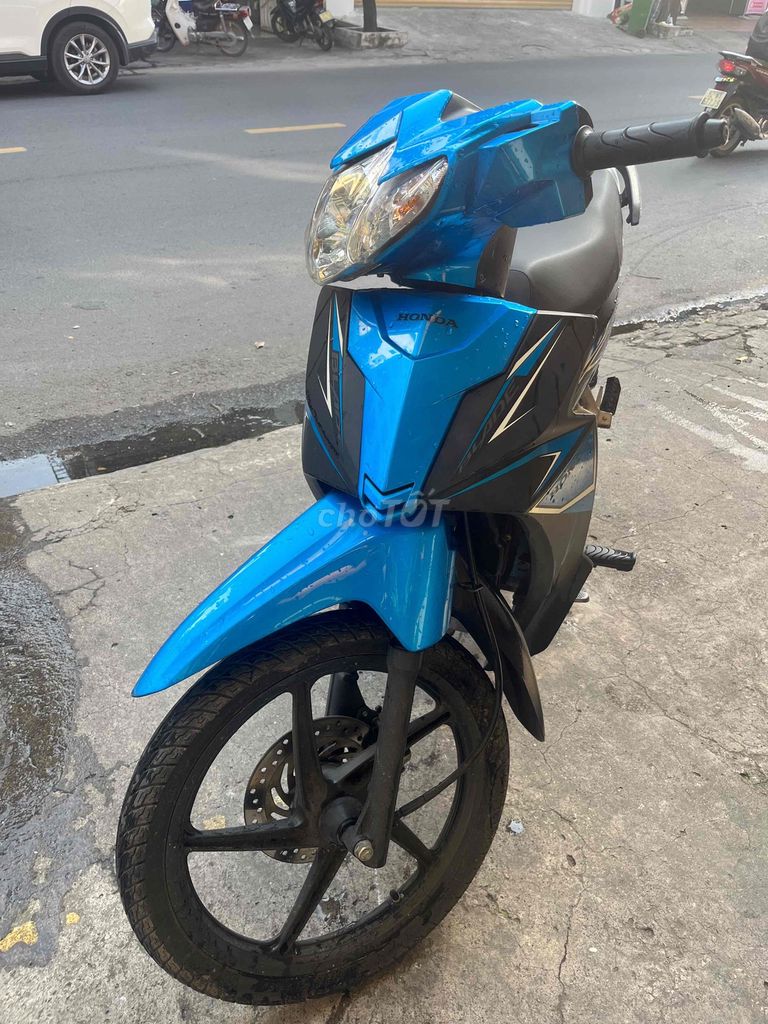 wave blade biển đẹp. Mua bán Xe máy tại Quận Gò Vấp Tp Hồ Chí Minh được đăng bởi Le Nam hình 1