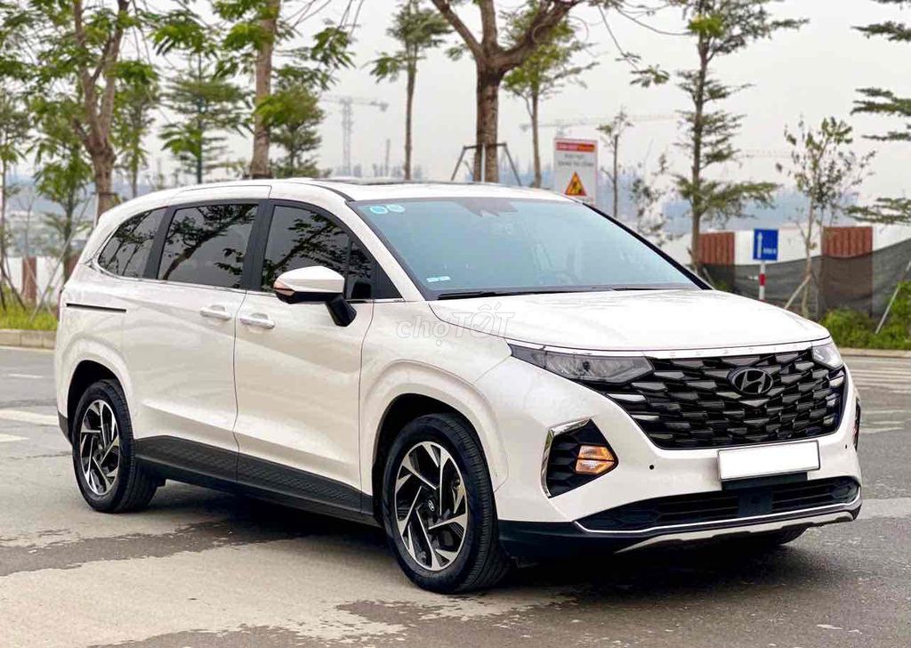 Hyundai Custin 2.0 Cao cấp sản xuất 2024. Mua bán Ô tô tại Quận Hà Đông Hà Nội được đăng bởi A Huan  hình 3