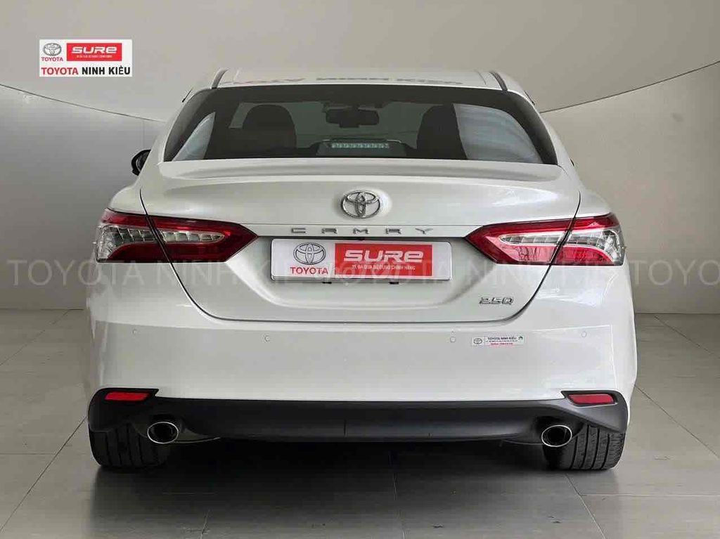 Toyota Camry 2020 2.5Q - 32000 km. Mua bán Ô tô tại Quận Ninh Kiều Cần Thơ được đăng bởi Linh Toyota ninh kiều hình 2