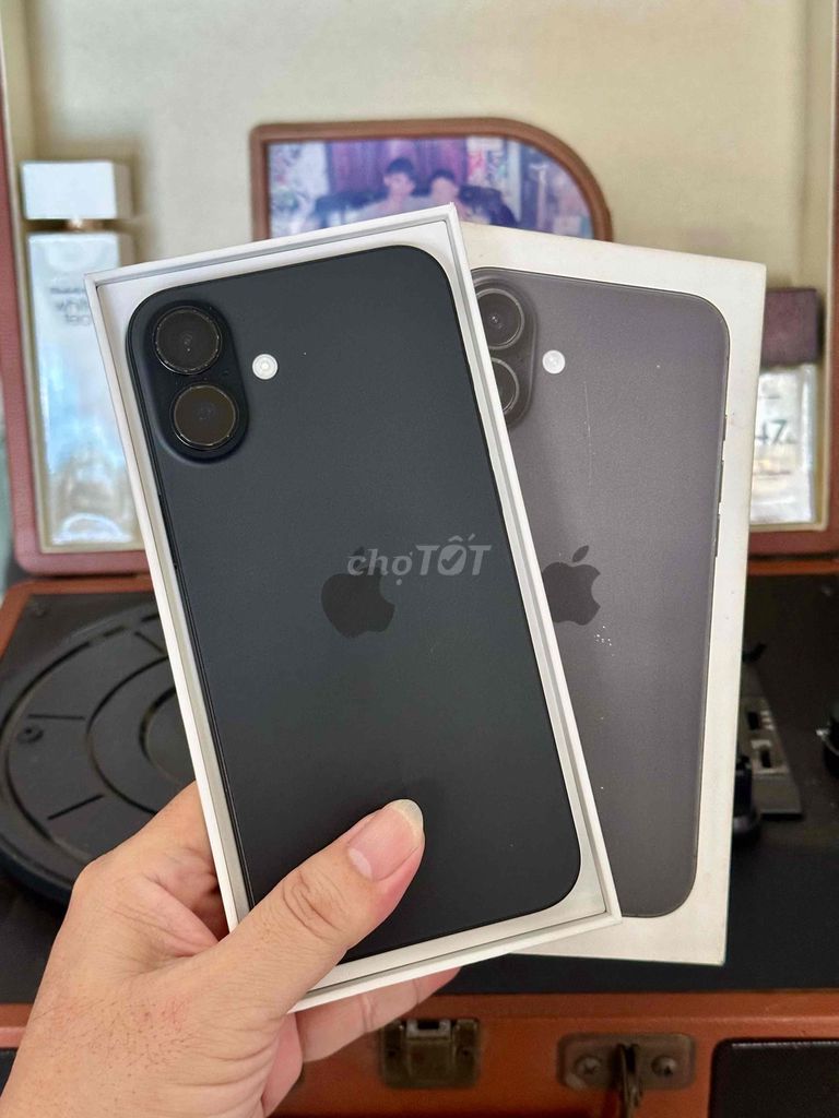 16 Plus 128G Black Mỹ (2 Esim) Pin 90% Nguyên zin. Mua bán Điện thoại tại Thành phố Thủ Đức Tp Hồ Chí Minh được đăng bởi Phạm Thái Mobile hình 1