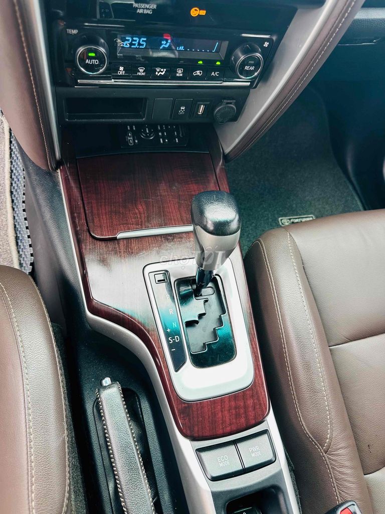 Toyota Fortuner 2017 2.7V 4x2 AT. Mua bán Ô tô tại Huyện Sóc Sơn Hà Nội được đăng bởi AUTO VĨNH CƯỜNG hình 10