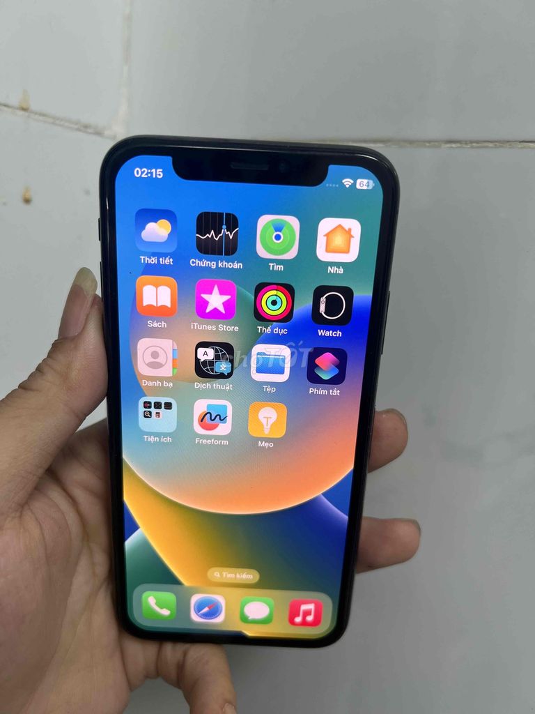 x 64g quốc tế mất face id