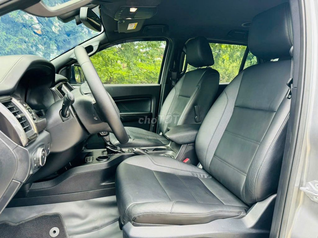 Ford Everest Titanium 2019, bảo hành 2026, vay 75%. Mua bán Ô tô tại Quận Tân Phú Tp Hồ Chí Minh được đăng bởi Đức hình 9