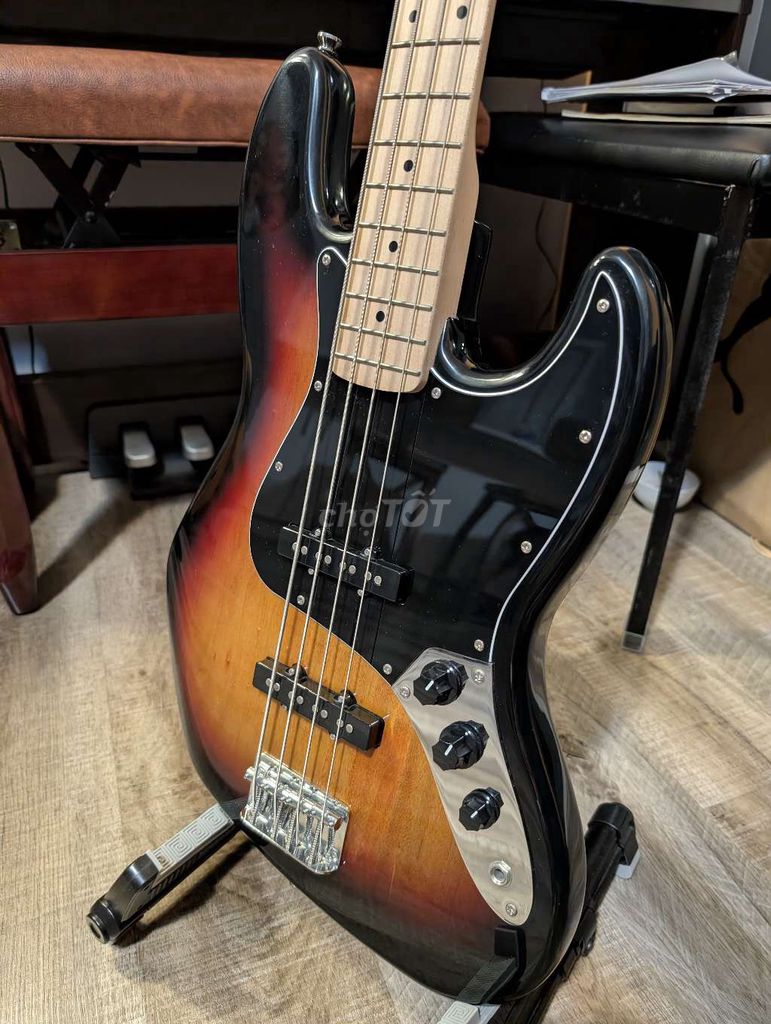 Đàn guitar bass Squier Affinity Jazz Bass. Mua bán Nhạc cụ tại Thành phố Thủ Dầu Một Bình Dương được đăng bởi Minh Khánh hình 1