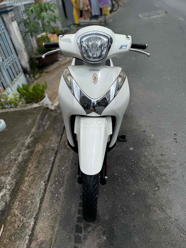 SHMODE 2016 B65 GÓP CẦN CCCD ĐỦ 18t TRẢ TRƯỚC 0₫. Mua bán Xe máy tại Quận Ninh Kiều Cần Thơ được đăng bởi XE MÁY HOÀNG YẾN hình 4