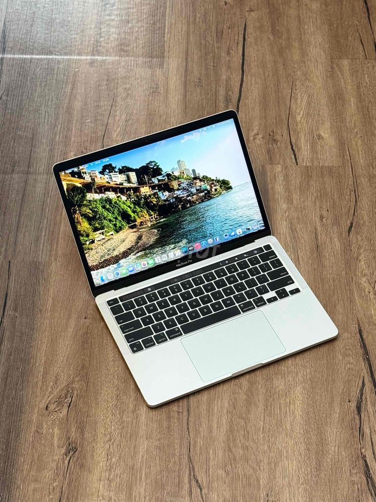 Macbook Pro M1 13' 16GB/256GB Silver đẹp. Mua bán Laptop tại Quận 10 Tp Hồ Chí Minh được đăng bởi ThinhMac 2HAND hình 1