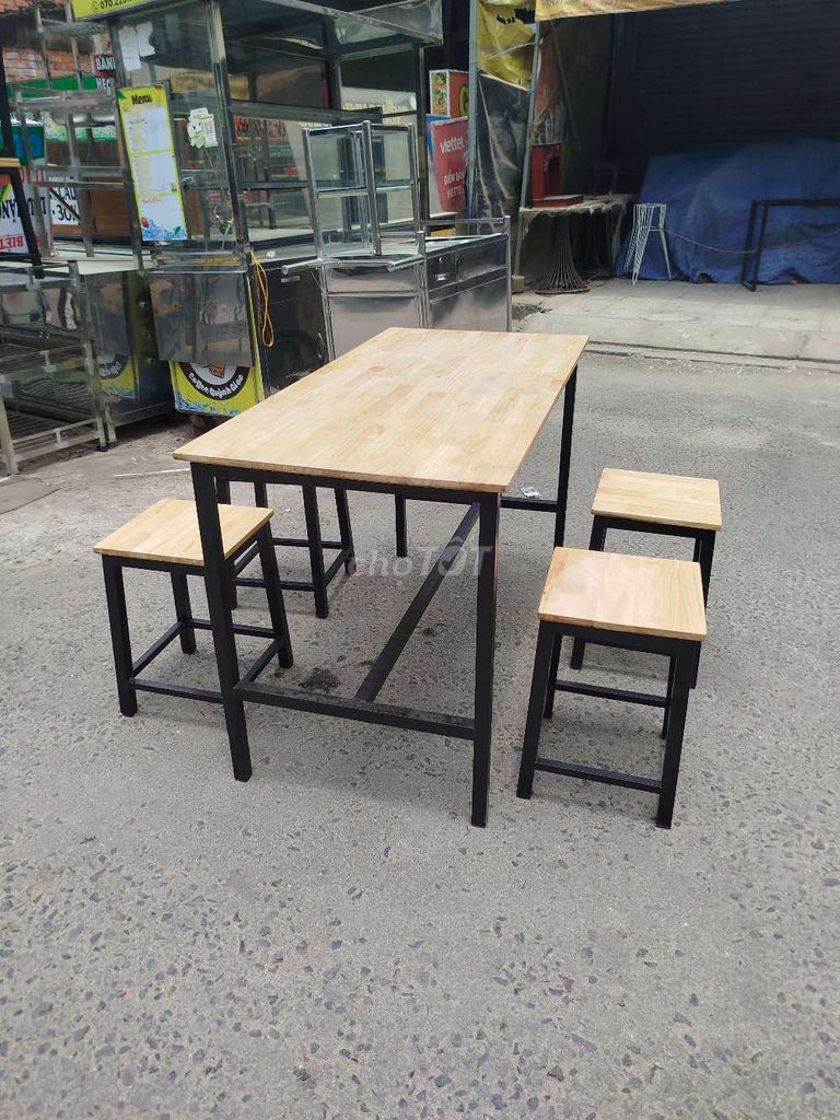 Bộ bàn ghế ăn 60x120cm Mới 99%. Mua bán Bàn ghế tại Quận Tân Bình Tp Hồ Chí Minh được đăng bởi Hương Nhài hình 1