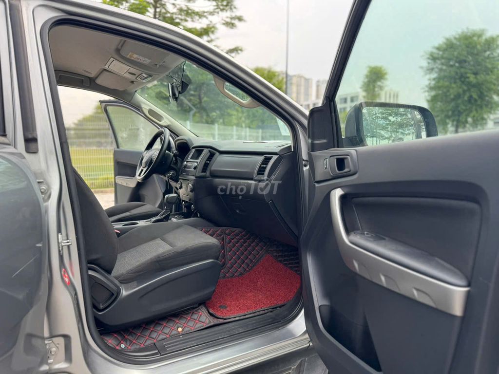 Ford Ranger XLS 2.2AT 2019 một chủ Hà Nội. Mua bán Ô tô tại Quận Thanh Xuân Hà Nội được đăng bởi Nguyễn Quang Đức hình 17