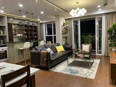 BÁN GẤP GIÁ RẺ CĂN HỘ CHUNG CƯ CAO CẤP SUNRISE CITYVIEW 2P 2WC QUẬN 7. Mua bán căn hộ/chung cư tại Quận 7 Tp Hồ Chí Minh được đăng bởi Dũng Phạm