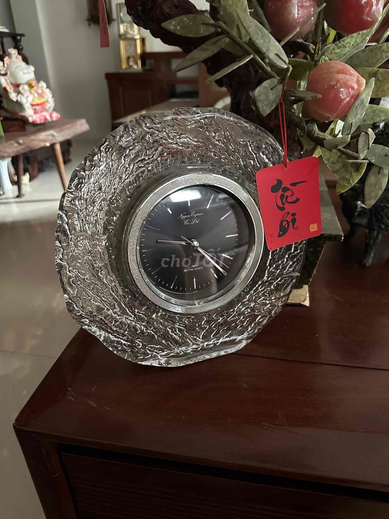 Đồng hồ để bàn Pha lê Nhật Bản. Mua bán Nội thất, đồ gia dụng khác tại Thành phố Huế Thừa Thiên Huế được đăng bởi Nguyễn Gia Bảo hình 1