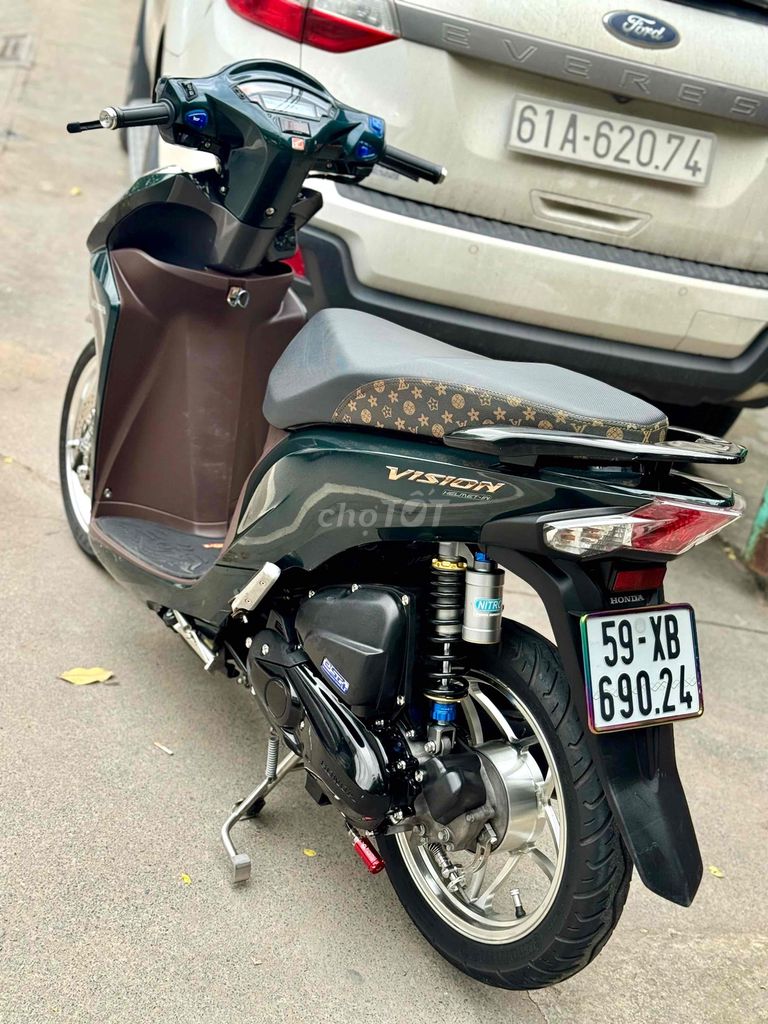 Viíion 2020 Khoá SMK Dọn Kiểng. Mua bán Xe máy tại Thành phố Thủ Đức Tp Hồ Chí Minh được đăng bởi Nguyễn văn hình 5